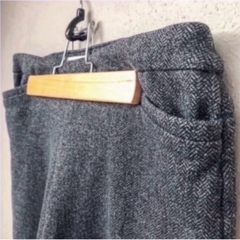 Twill Herringbone Knit Pull-On Trousers Petite